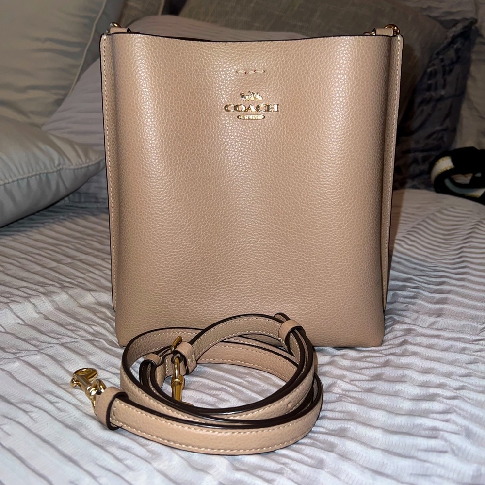 Coach crossbody